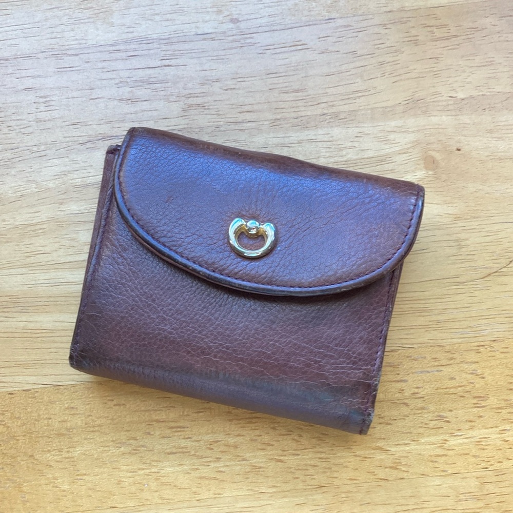 St. Thomas leather wallet